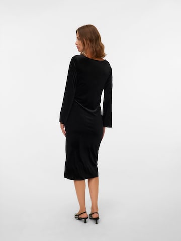 Robe MAMALICIOUS en noir