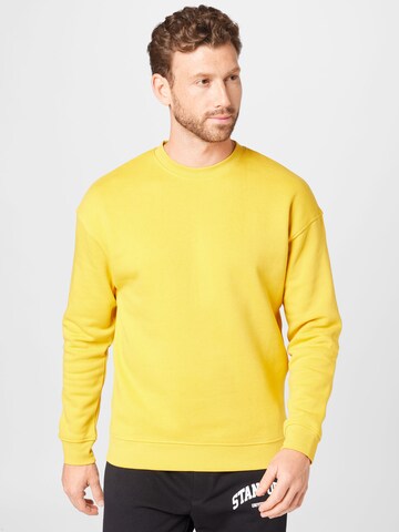 JACK & JONES Sweatshirt 'BRINK' in Yellow: front