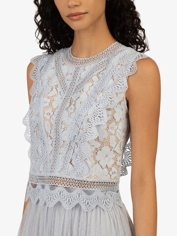 APART - Top en azul: frente