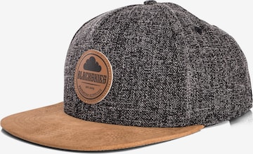 Blackskies Cap 'Pathfinder' in Schwarz: Vorderseite