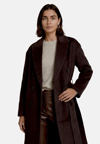zero Winter Coat in Brown: front
