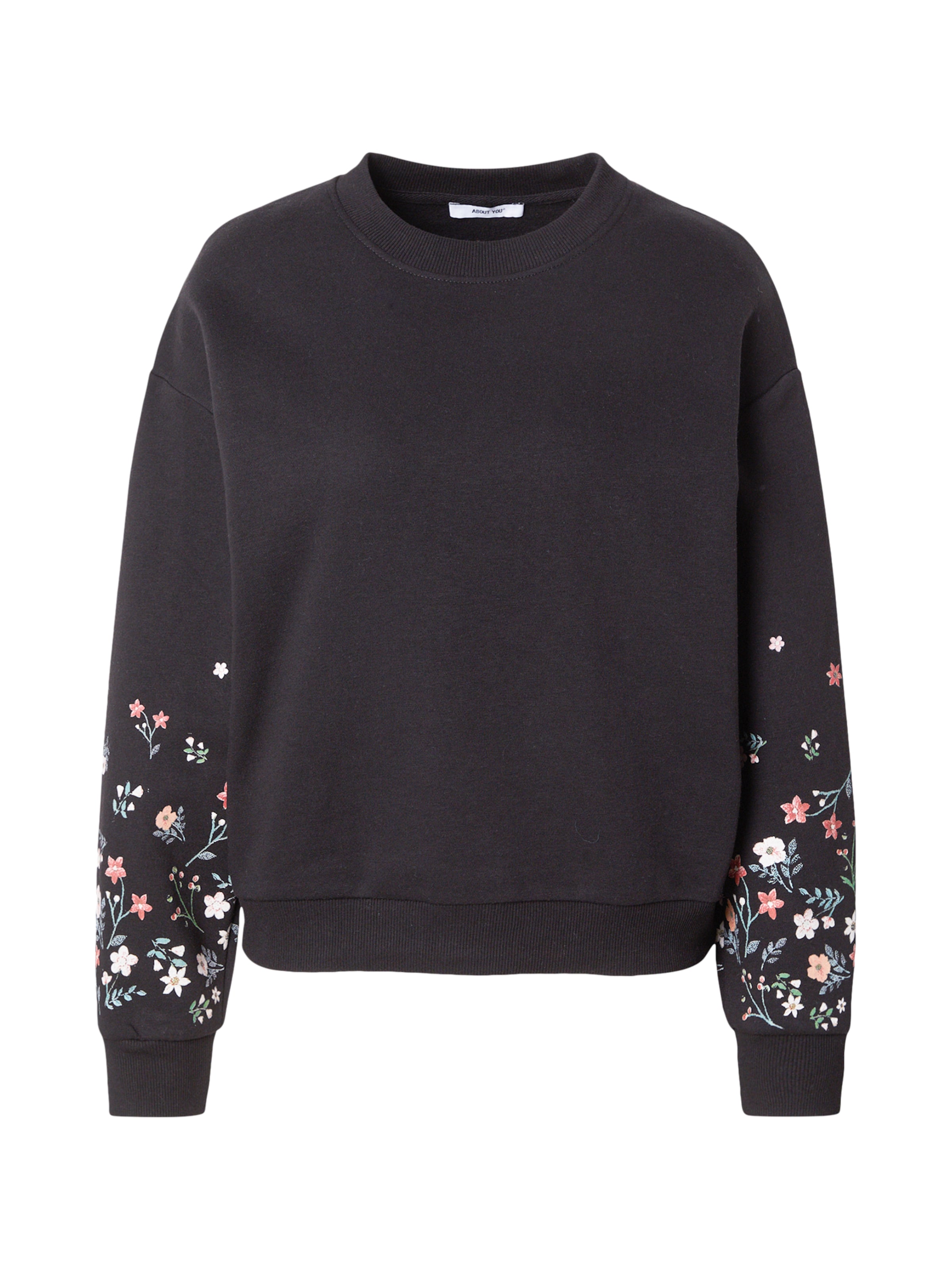 ABOUT YOU Tréning póló 'Gitta' - fekete: elől