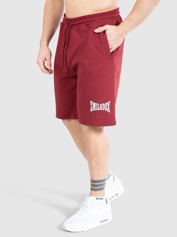 Smilodox Loose fit Pants 'Classic Pro' in Red