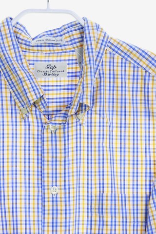 GAP Button Up Shirt in L in Mixed colors