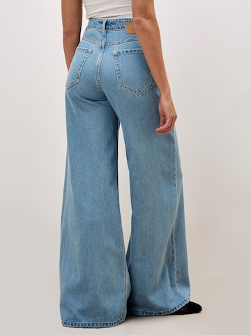 Apricot Loose fit Jeans ' ' in Blue