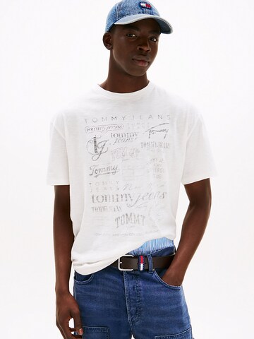 Tommy Jeans Shirt in White: front