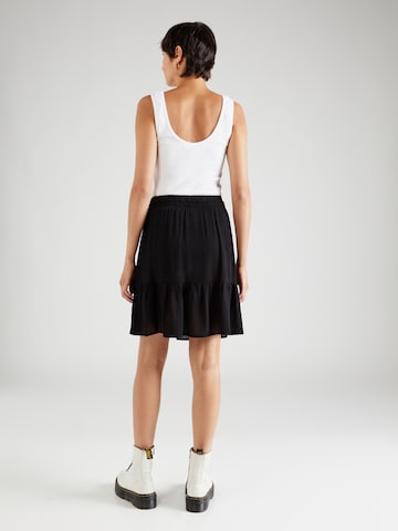 Eight2Nine Skirt in Black