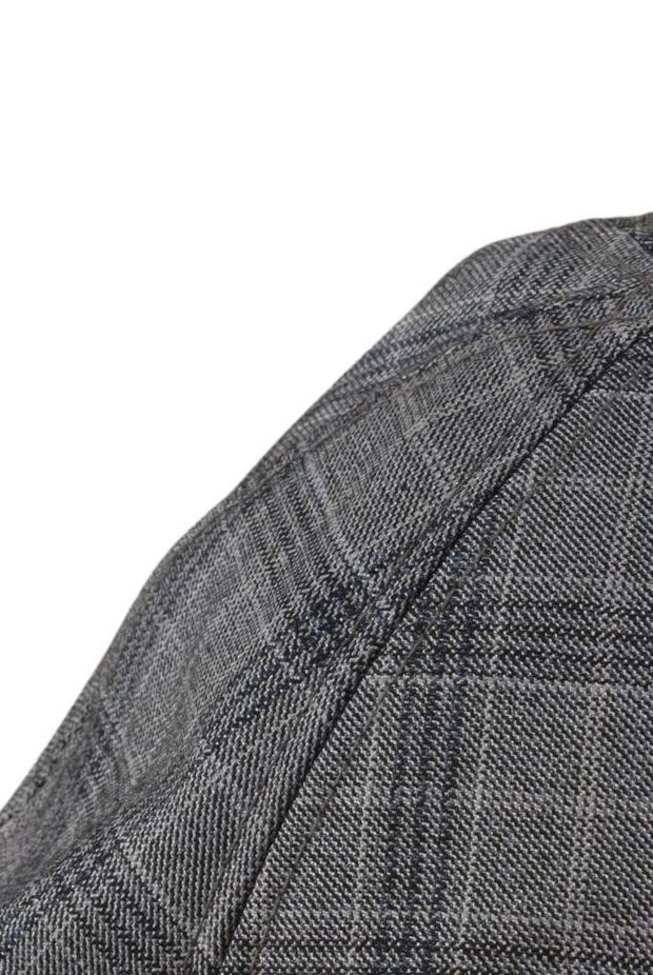 Manguun Hat & Cap in M in Grey