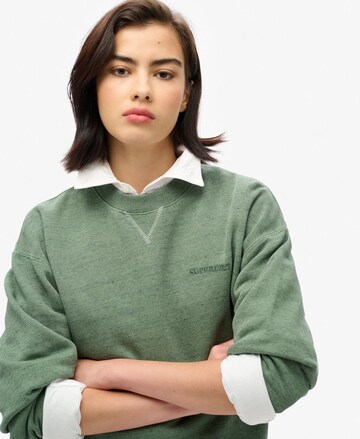 Superdry Sweatshirt 'Essential' in Grün