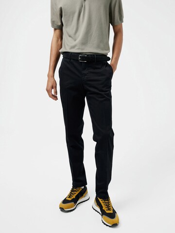 J.Lindeberg Slim fit Chino Pants in Black: front