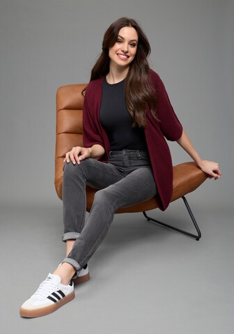 LAURA SCOTT Kurzarmbody in Schwarz