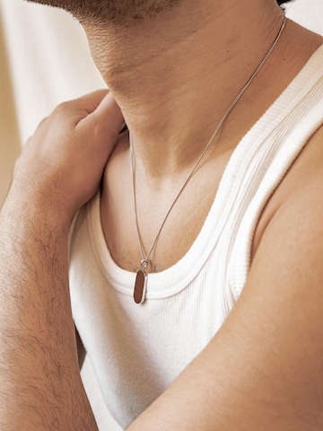 Hey Happiness Ketting 'Minimalist Tag' in Zilver: voorkant