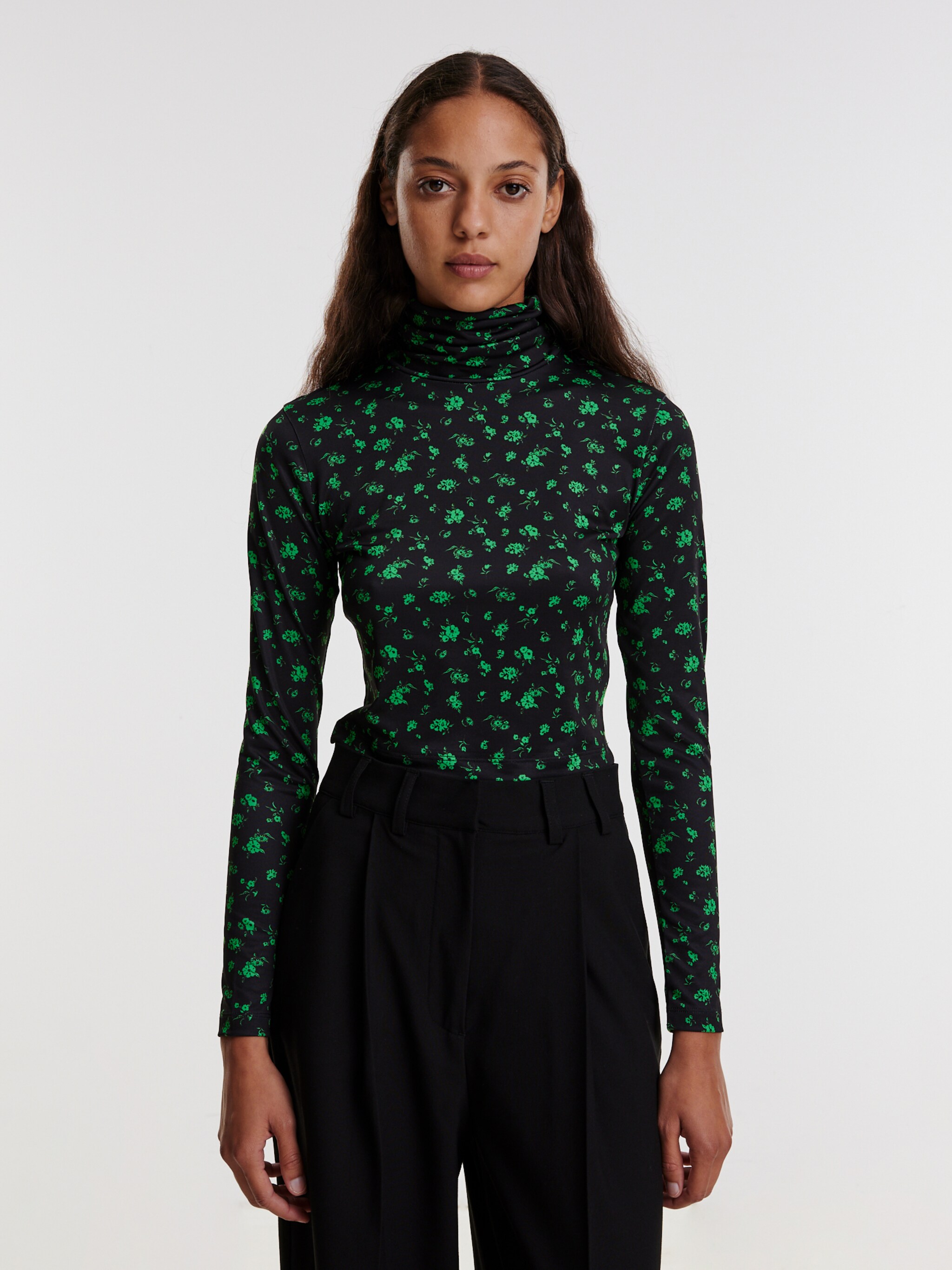 EDITED Producten Shirt 'Robertina' Groen