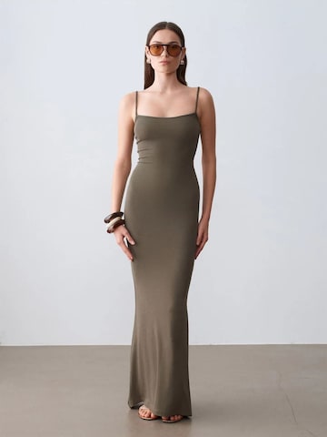 Dilvin - Vestido em verde: frente