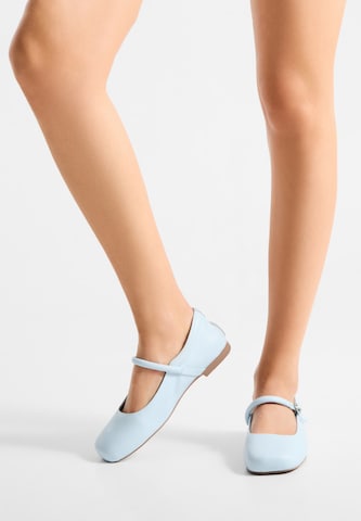 Ballerines à lanières 'Cathy' WODEN en bleu : devant