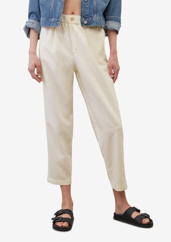 Marc O'Polo DENIM Loose fit Pants in White: front