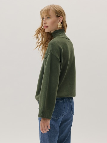KAVAZI Sweater 'Eucalyptus' in Green
