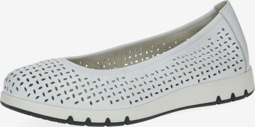 CAPRICE Ballet Flats in White: front