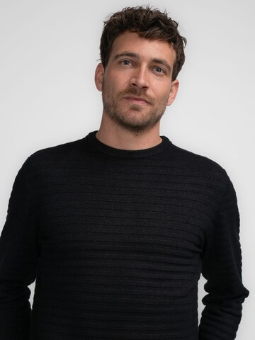 PETROL INDUSTRIES MEN Sweater in Black