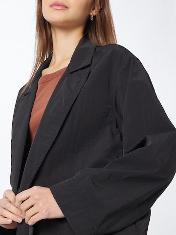 Urban Classics Blazer in Black