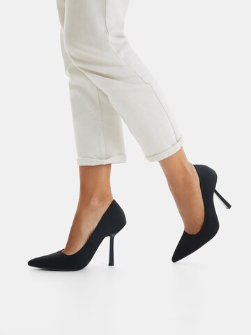 Bershka Официални дамски обувки в черно