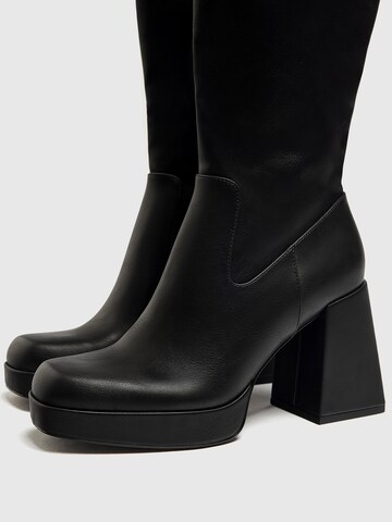 Pull&Bear Boot in Black