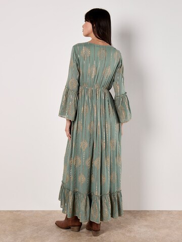 Apricot Jurk in Groen