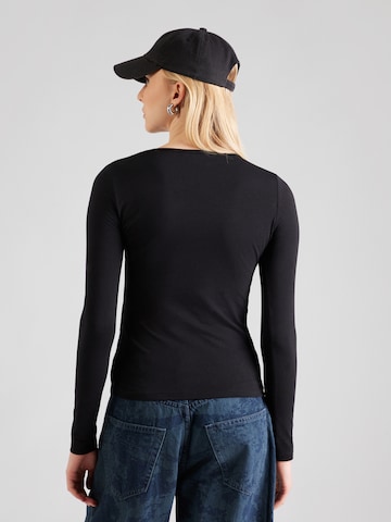 ABOUT YOU Majica 'Layla' | črna barva