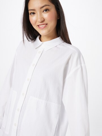 Cartoon Blouse in White