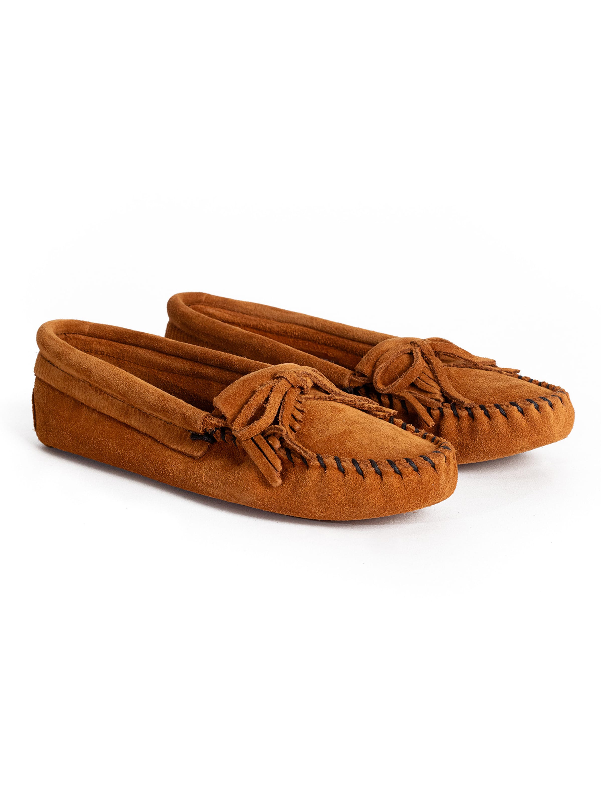 Minnetonka Мокасини 'KILTY' в кафяво