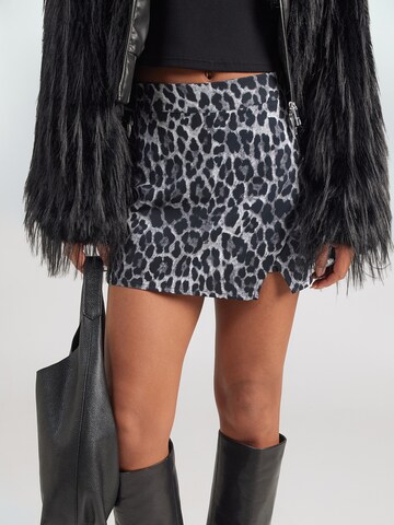 ABOUT YOU Kjol 'Lisa' i grå: framsida