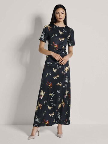 Robe MADELEINE en noir : devant