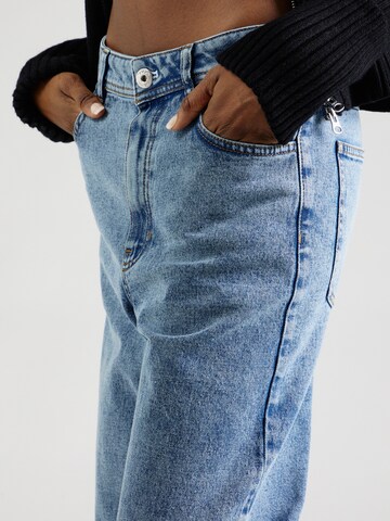 TAIFUN Tapered Jeans in Blue