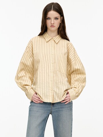 Camicia da donna di Pull&Bear in giallo: frontale