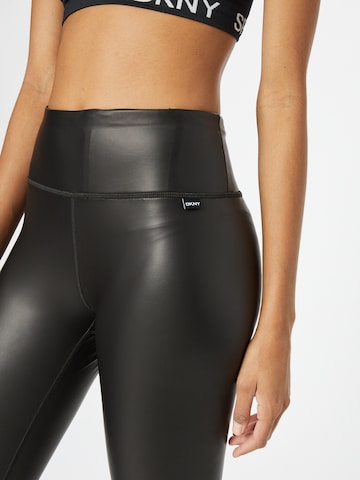 DKNY Performance Skinny Hose in Schwarz