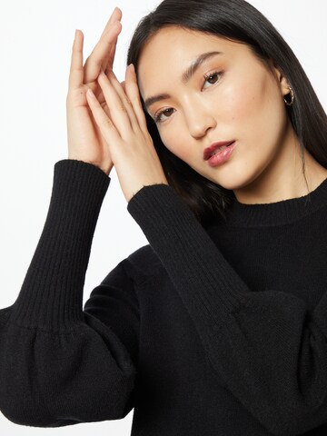 VILA Sweater 'Dalia' in Black