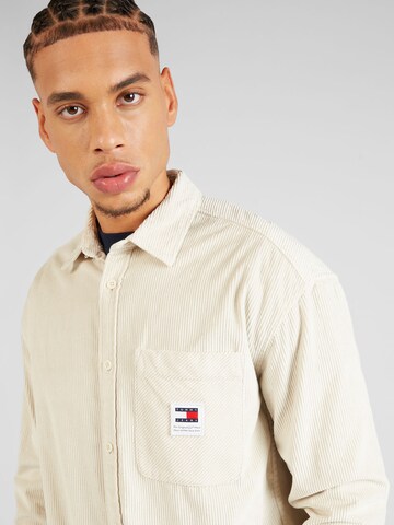 Tommy Jeans Comfort Fit Hemd in Beige