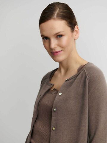 Cardigan rosemunde en marron