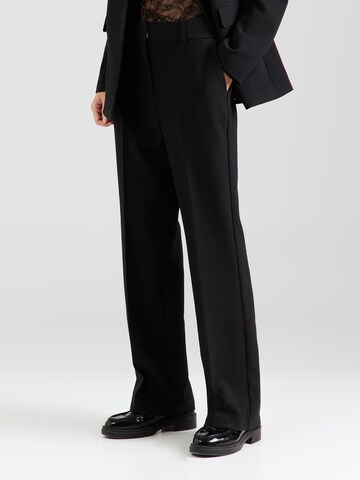 Y.A.S Regular Pleated Pants 'LIKKA' in Black: front