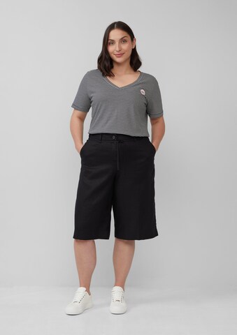 s.Oliver Regular Trousers in Black