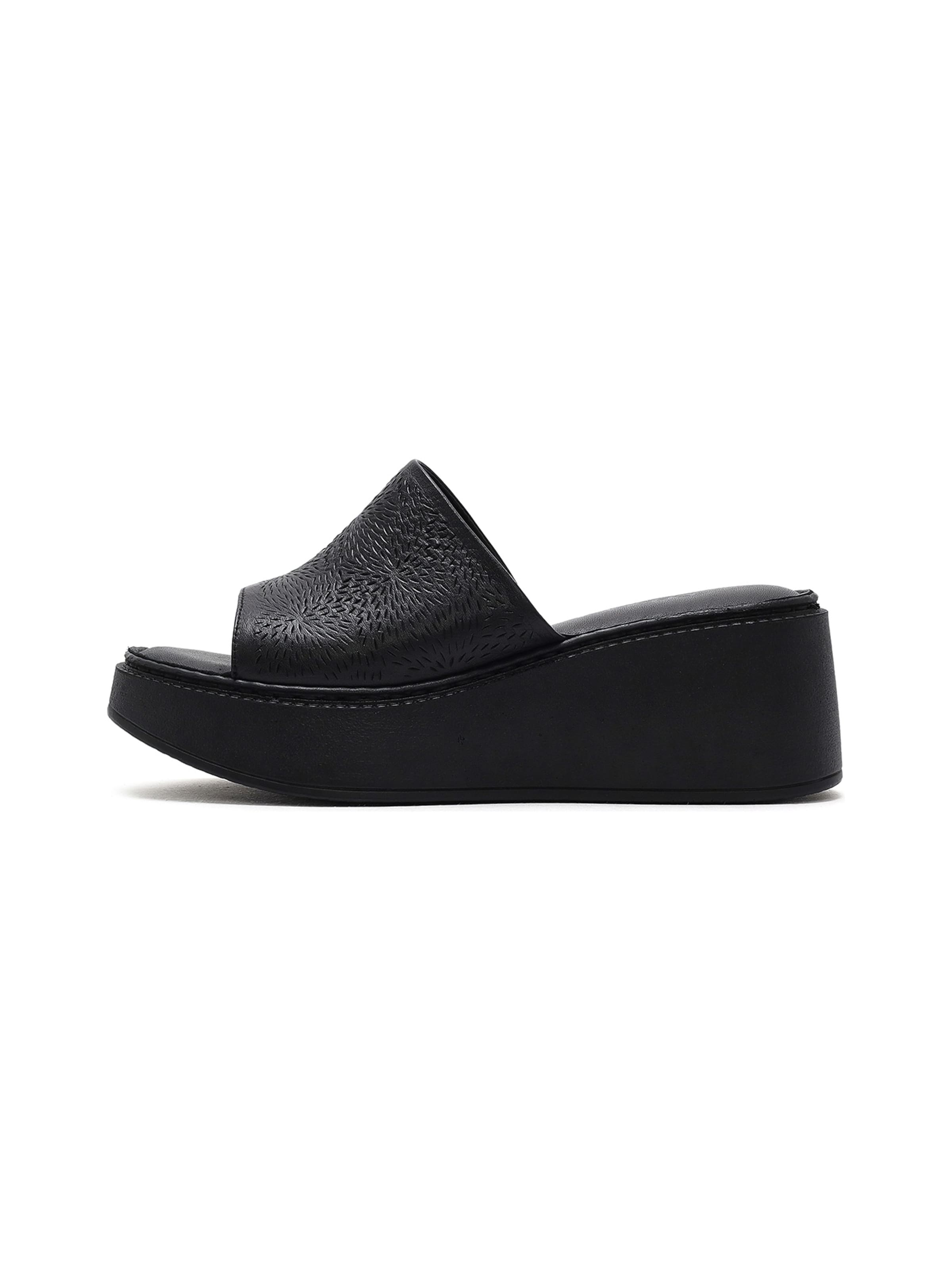 Derimod - Sapato aberto em preto: frente