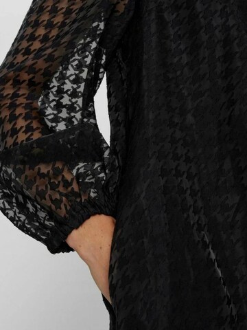 NÜMPH Jurk 'NUNYROMA' in Zwart