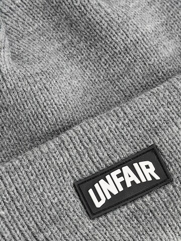 Unfair Athletics Mütze in Grau
