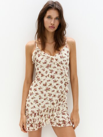 Abito estivo di Pull&Bear in beige: frontale