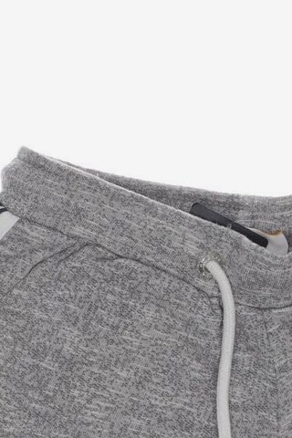 ELLESSE Shorts in S in Grey