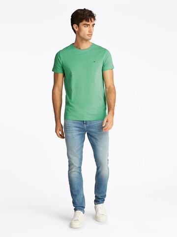 TOMMY HILFIGER Slim Fit Bluser & t-shirts i grøn