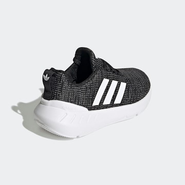 ADIDAS ORIGINALS Sneakers 'Swift Run 22' in Black