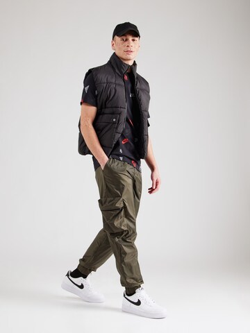Nike Sportswear Shirt in Black