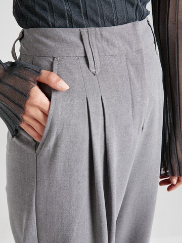 Wide Leg Pantalon à pince 'Bennora' MSCH COPENHAGEN en gris