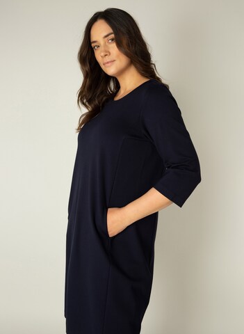 BASE LEVEL CURVY Kleid 'Addy' in Blau